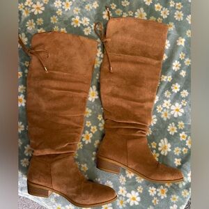 Slouchy Tan Knee-High Boots Lace Back | EU 41 / US 9